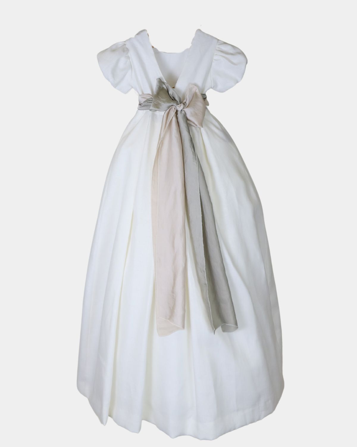 VESTIDO DE PLIEGUES EN LINO CON MANGA ABULLONADA